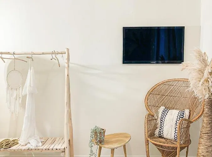 Bed and breakfast Americana House 3*