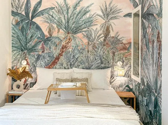 לינה וארוחת בוקר Americana House