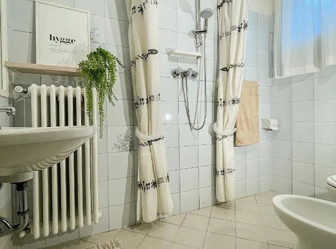 Bed & Breakfast Americana House 3*