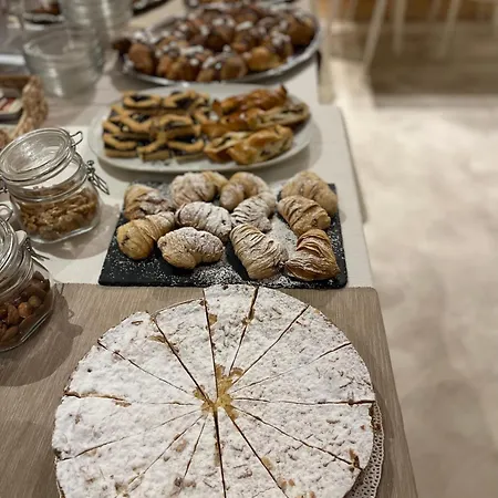 Oda ve Kahvaltı Americana House 3*