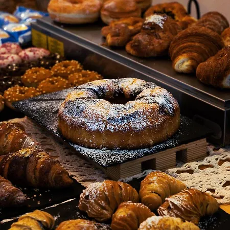 Americana House Oda ve Kahvaltı Rimini